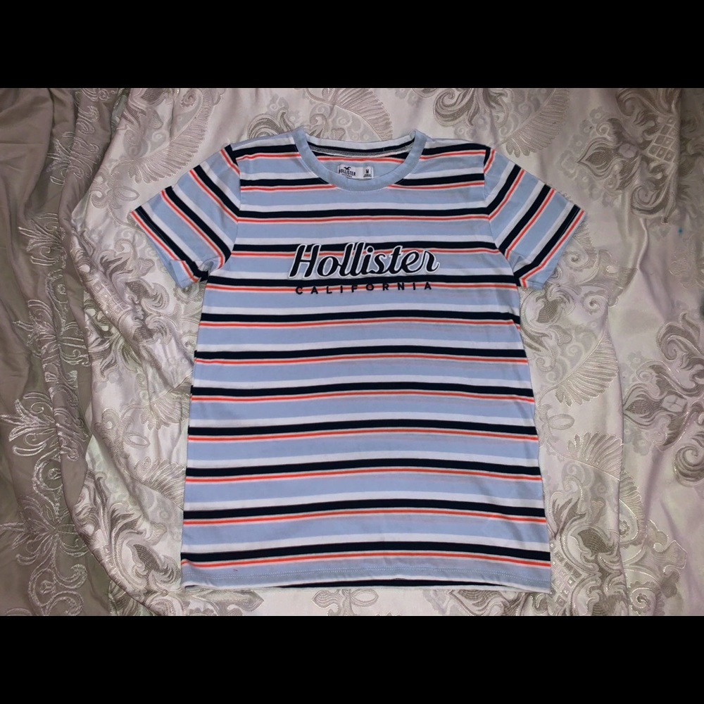 Hollister T-Shirt